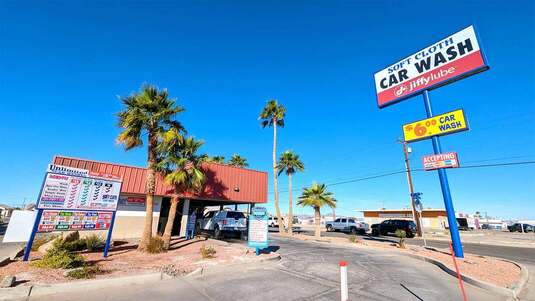 Soft Cloth Yuma's 4th Ave. Location viewed from 4th ave.